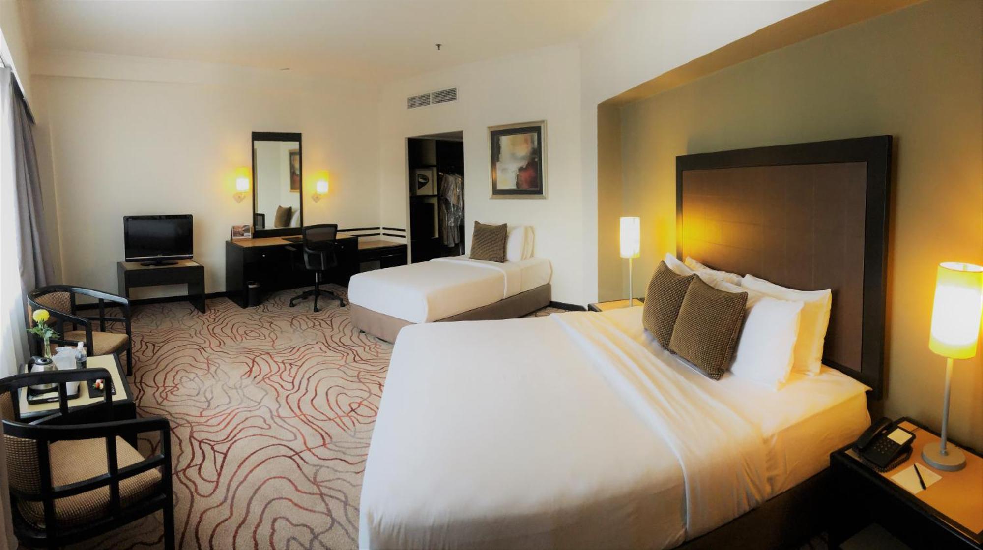 Impiana Hotel Ipoh Exterior photo
